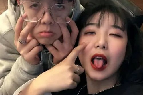 街上捞小鱼摆摊赚钱吗现在